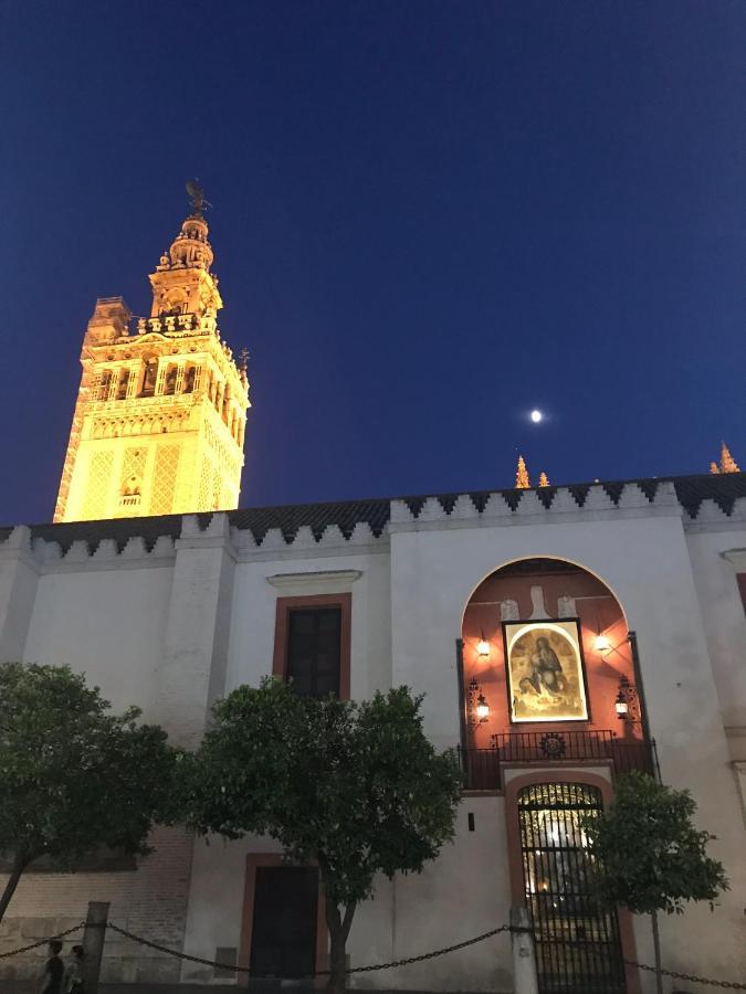 Su Hogar De Lujo En Sevilla Al Lado Del Gran Poder Exterior foto